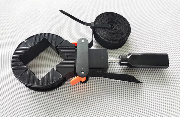 Corner Clamp for Woodworking - Right Angle Fastener