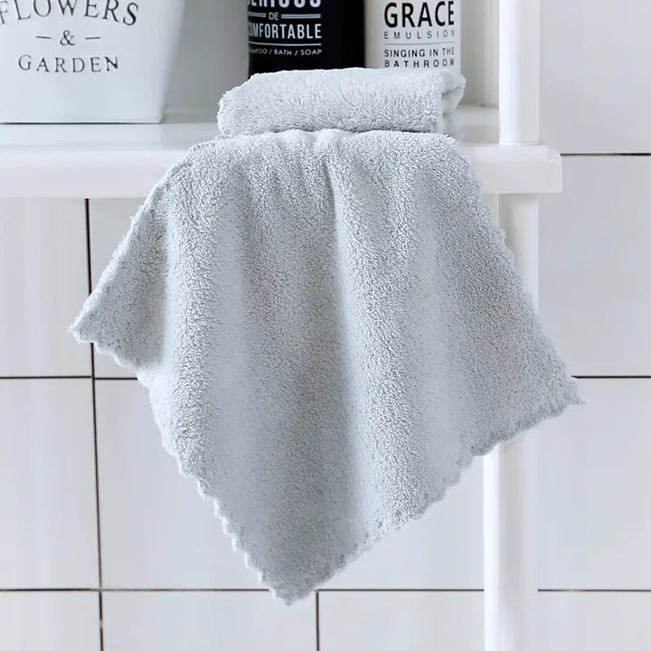 Coral Fleece Washcloths - Soft Lace Square Towels (1pc)