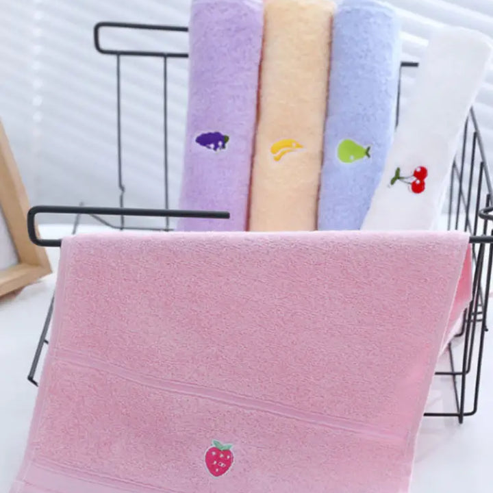 Cotton Fingertip Towels with Cartoon Fruit Embroidery (1/5pcs)