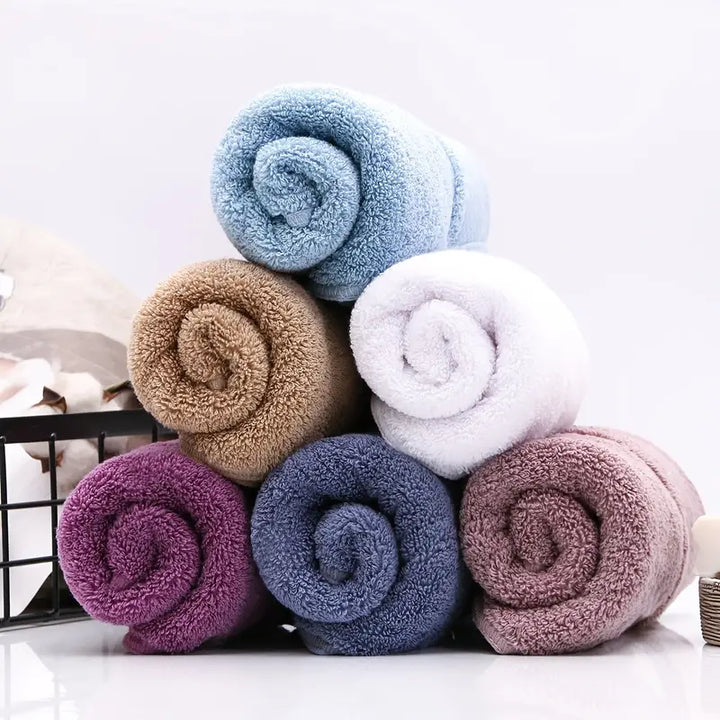 Ultra Soft Highly Absorbent Hand Towel for Everyday Use