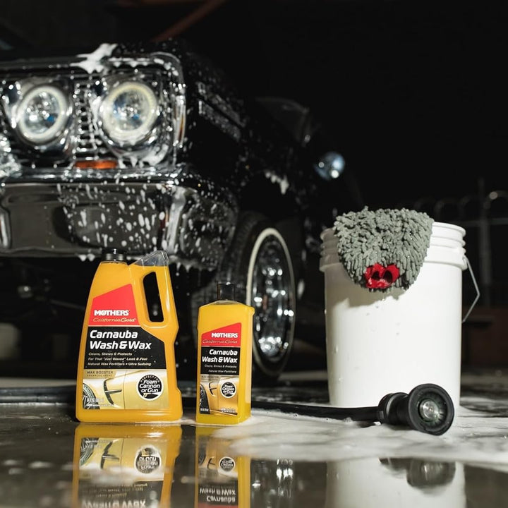 California Gold Carnauba Wash & Wax, 64 Oz. — Cleans, Shines & Protects – Gentle, Ph Balanced, Ultra-Sudsy for a Spot-Free, Brilliant Finish. Biodegradable & Won'T Strip Wax or Ceramic (05674)